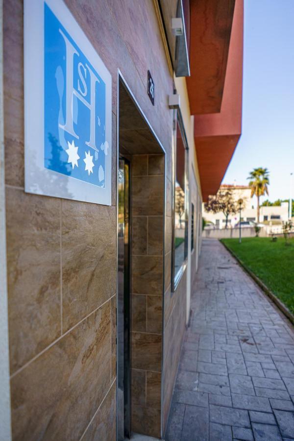 Hostal Acueducto Los Milagros ميريذا المظهر الخارجي الصورة