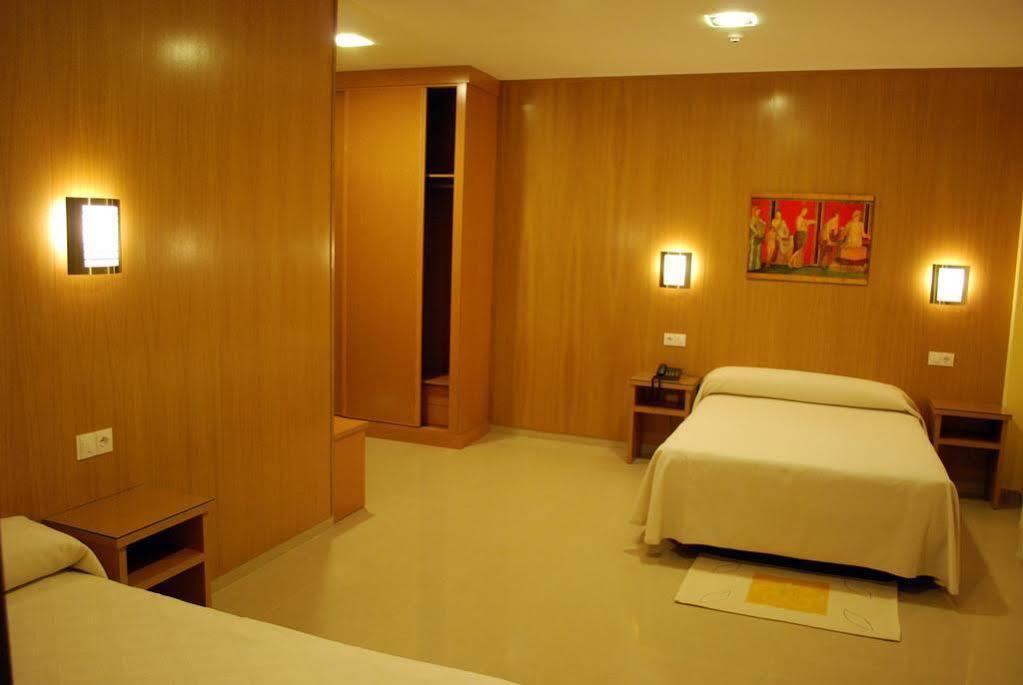 Hostal Acueducto Los Milagros ميريذا المظهر الخارجي الصورة
